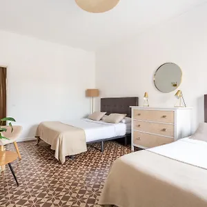 https://natural-bright-room-in-gothic.topbarcelonahotels.com